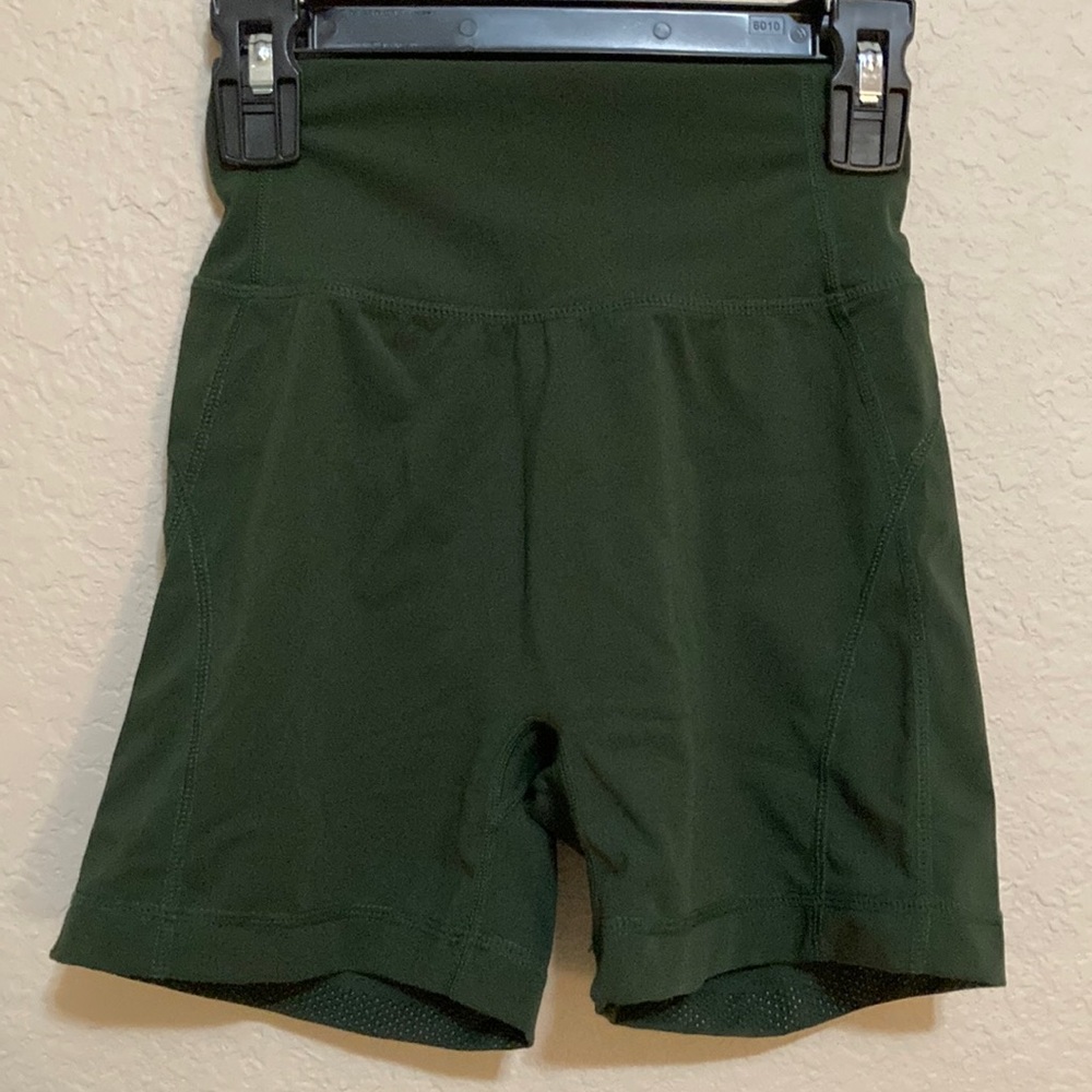 Buff bunny Shorts xsmall